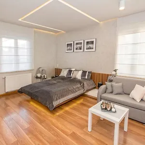  Apartment Komfort House Rynek